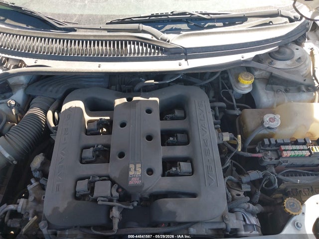 44841587 :رقم المزاد ، 2B3HD46V62H232748 vin ، 2002 Dodge Intrepid Se مزاد بيع