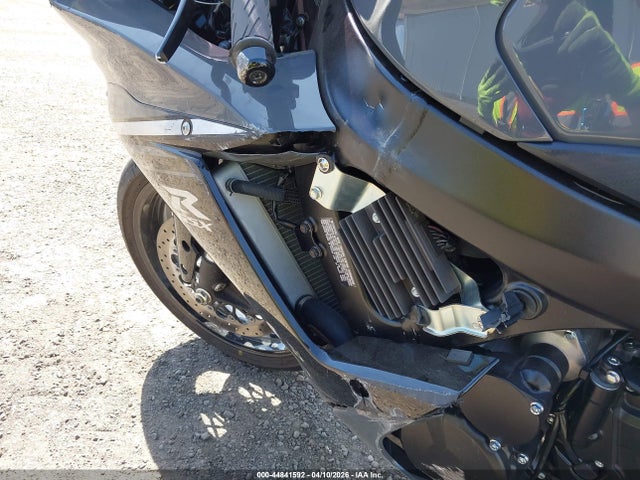 Suzuki GSX-R600 2025 JS1GN7FA5S7101404 Image 15
