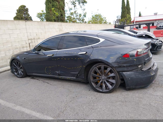 Tesla Model S 60d/70d/75d/85d/90d 2016 5YJSA1E2XGF127873 Image 15