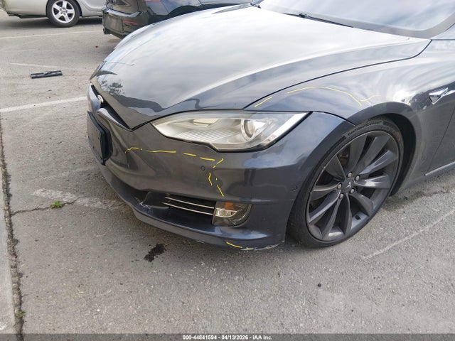 Tesla Model S 60d/70d/75d/85d/90d 2016 5YJSA1E2XGF127873 Image 20
