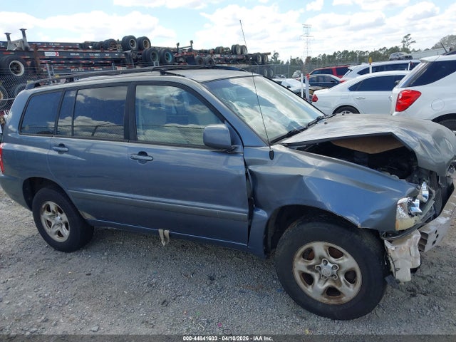 44841603 :رقم المزاد ، JTEHF21A730120575 vin ، 2003 Toyota Highlander V6 مزاد بيع