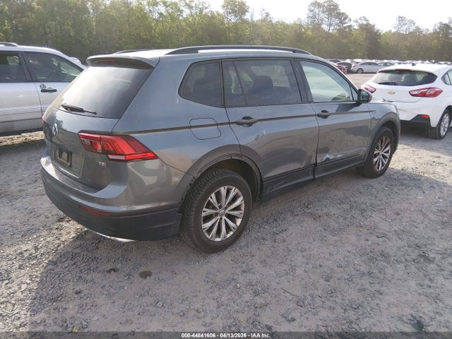 44841606 :رقم المزاد ، 3VV1B7AX1JM060680 vin ، 2018 Volkswagen Tiguan 2.0t S مزاد بيع