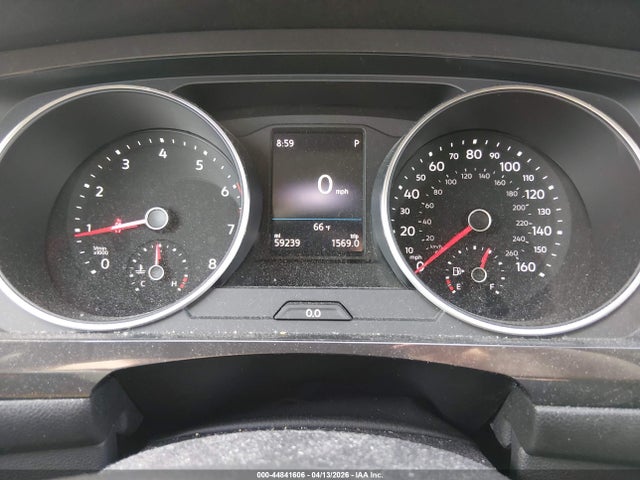 44841606 :رقم المزاد ، 3VV1B7AX1JM060680 vin ، 2018 Volkswagen Tiguan 2.0t S مزاد بيع
