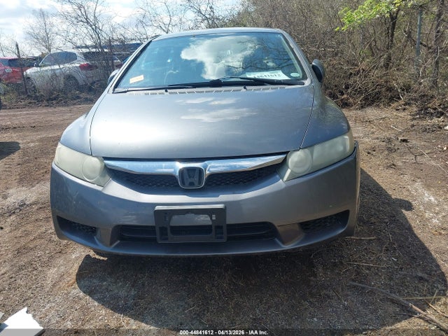 44841612 :رقم المزاد ، 19XFA1F58AE025494 vin ، 2010 Honda Civic Lx مزاد بيع