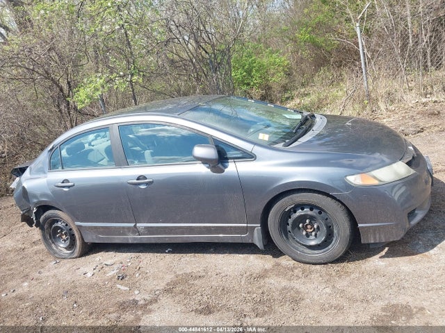44841612 :رقم المزاد ، 19XFA1F58AE025494 vin ، 2010 Honda Civic Lx مزاد بيع