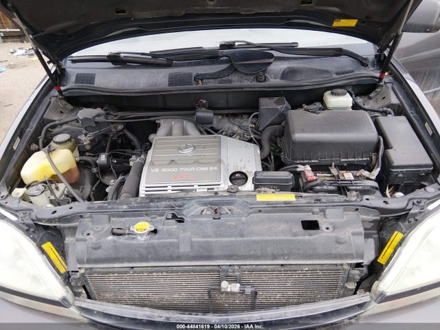 44841619 :رقم المزاد ، JTJHF10U520278371 vin ، 2002 Lexus Rx 300 مزاد بيع