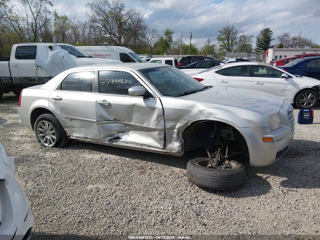 Продаж на аукціоні авто 2009 Chrysler 300 Touring/signature Series, vin: 2C3KK53V29H600877, номер лоту: 44841620