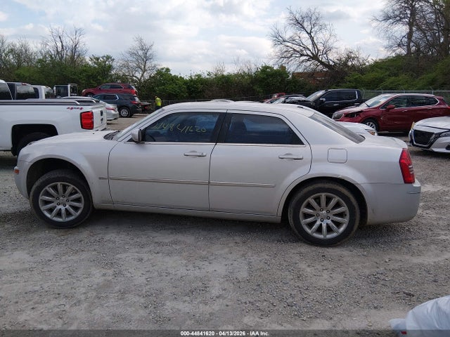 Продаж на аукціоні авто 2009 Chrysler 300 Touring/signature Series, vin: 2C3KK53V29H600877, номер лоту: 44841620