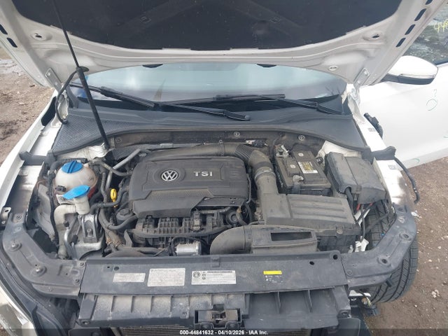 Aukcja sprzedaży 2015 Volkswagen Passat 1.8t Se, vin: 1VWBS7A32FC014426, numer aukcji: 44841632