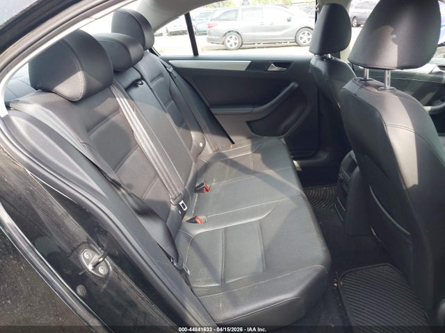 44841633 :رقم المزاد ، 3VWDP7AJ1DM351156 vin ، 2013 Volkswagen Jetta Se مزاد بيع