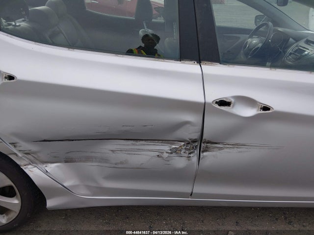44841637 :رقم المزاد ، KMHDH4AE0DU730285 vin ، 2013 Hyundai Elantra Limited مزاد بيع
