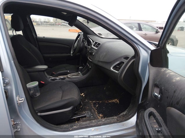 2013 Dodge Avenger Se მანქანა იყიდება აუქციონზე, vin: 1C3CDZAB4DN582963, აუქციონის ნომერი: 44841660
