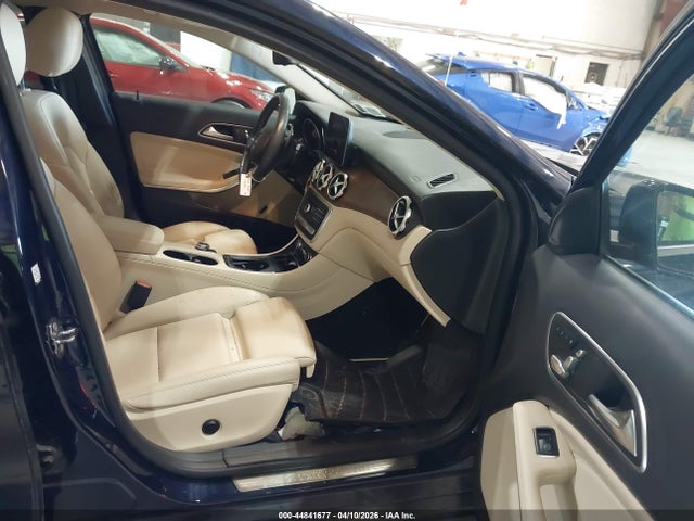 2019 MERCEDES-BENZ GLA 250 WDCTG4GB4KU001973 Photo 4