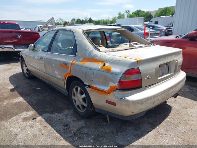 1995 HONDA ACCORD JHMCD566XSC059096 Photo 2