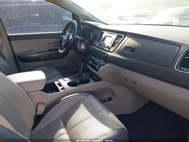 44841698 :رقم المزاد ، KNDMB5C17H6233587 vin ، 2017 Kia Sedona Lx مزاد بيع