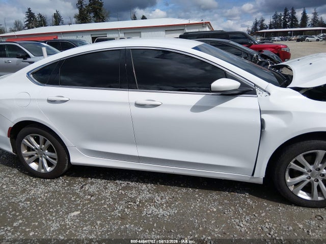 Chrysler 200 Limited 2015 1C3CCCAB7FN725889 Image 14