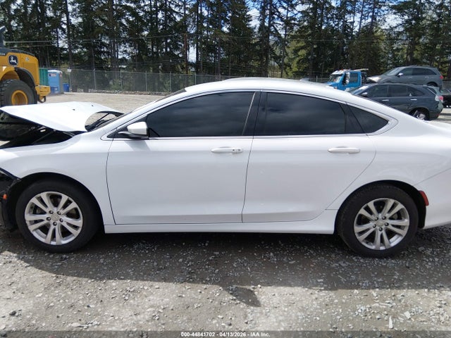 Chrysler 200 Limited 2015 1C3CCCAB7FN725889 Image 15