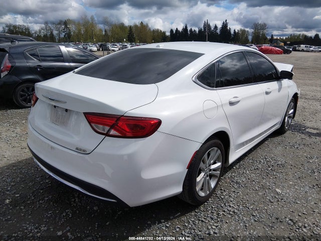 Chrysler 200 Limited 2015 1C3CCCAB7FN725889 Image 4