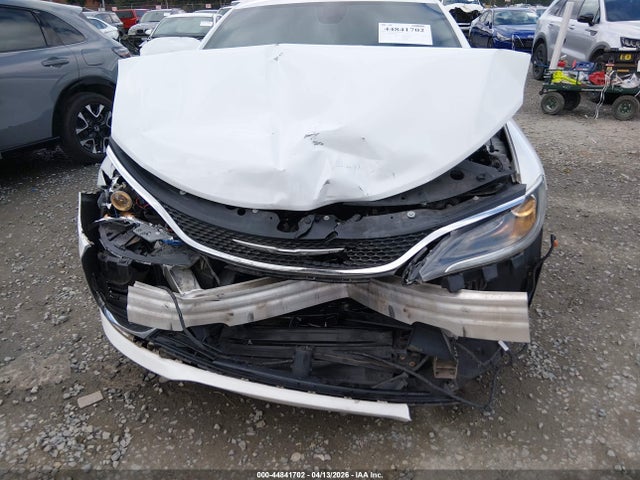 Chrysler 200 Limited 2015 1C3CCCAB7FN725889 Image 6