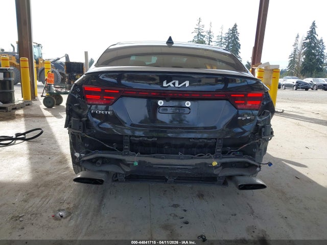 44841715 :رقم المزاد ، 3KPF44AC2NE482838 vin ، 2022 Kia Forte Gt Manual مزاد بيع