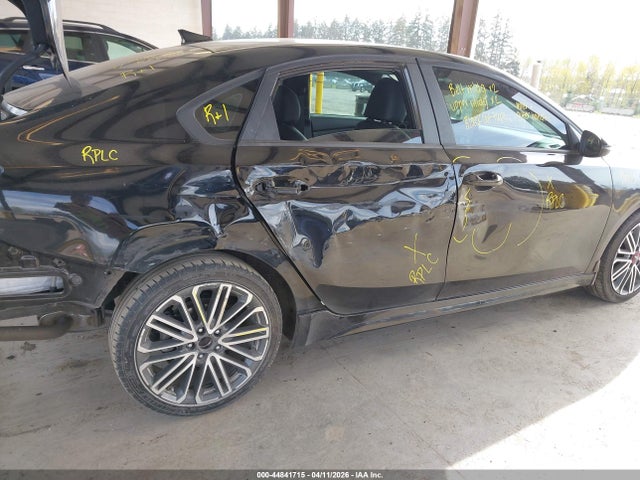 44841715 :رقم المزاد ، 3KPF44AC2NE482838 vin ، 2022 Kia Forte Gt Manual مزاد بيع