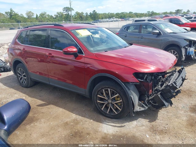Продаж на аукціоні авто 2019 Volkswagen Tiguan 2.0t Se/2.0t Sel/2.0t Sel R-line/2.0t Sel R-line Black, vin: 3VV3B7AX3KM119495, номер лоту: 44841720