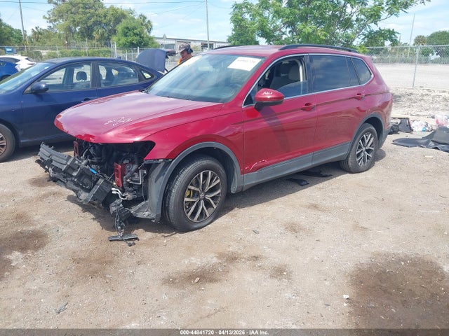 Продаж на аукціоні авто 2019 Volkswagen Tiguan 2.0t Se/2.0t Sel/2.0t Sel R-line/2.0t Sel R-line Black, vin: 3VV3B7AX3KM119495, номер лоту: 44841720
