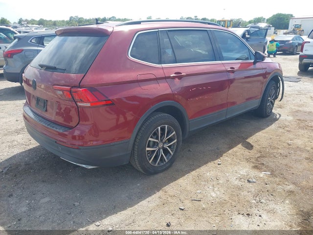 Продаж на аукціоні авто 2019 Volkswagen Tiguan 2.0t Se/2.0t Sel/2.0t Sel R-line/2.0t Sel R-line Black, vin: 3VV3B7AX3KM119495, номер лоту: 44841720