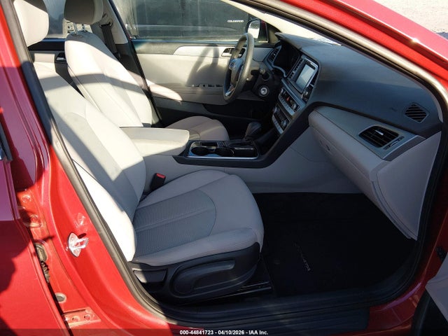 2018 HYUNDAI SONATA 5NPE24AA8JH708502 Photo 4