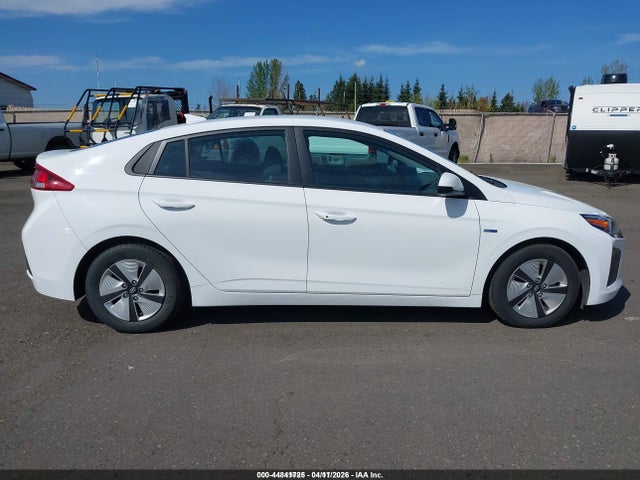 KMHC65LC5JU099855 Hyundai Ioniq Hybrid Blue