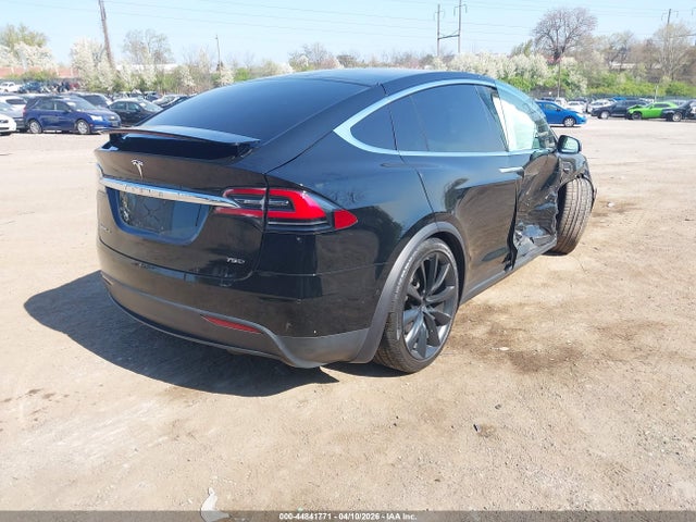 Aukcja sprzedaży 2017 Tesla Model X, vin: 5YJXCDE24HF052946, numer aukcji: 44841771