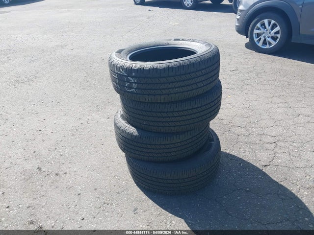 1FM5K8B88HGD23003 Ford Explorer