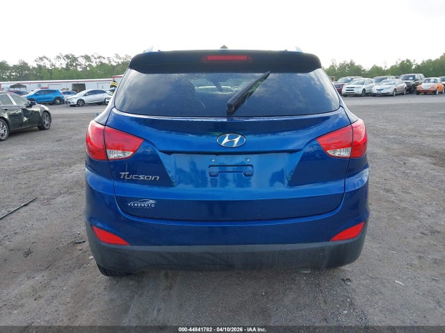 44841782 :رقم المزاد ، KM8JU3AG7FU994455 vin ، 2015 Hyundai Tucson Se مزاد بيع