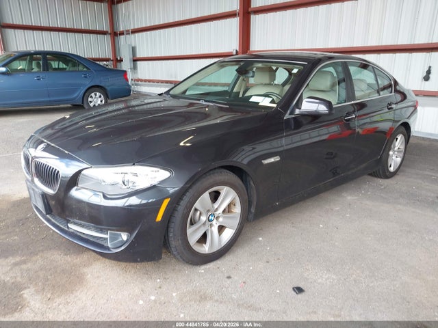 2013 Bmw 528i Xdrive მანქანა იყიდება აუქციონზე, vin: WBAXH5C54DDW12726, აუქციონის ნომერი: 44841785