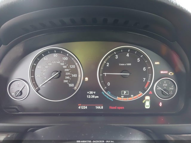 2013 Bmw 528i Xdrive მანქანა იყიდება აუქციონზე, vin: WBAXH5C54DDW12726, აუქციონის ნომერი: 44841785