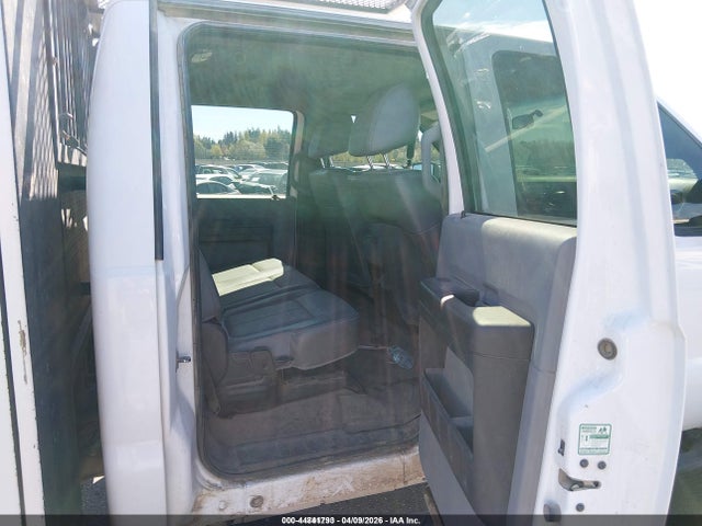 Ford F-550 Chassis Xl 2015 1FD0W5HT0FEA04695 Image 8