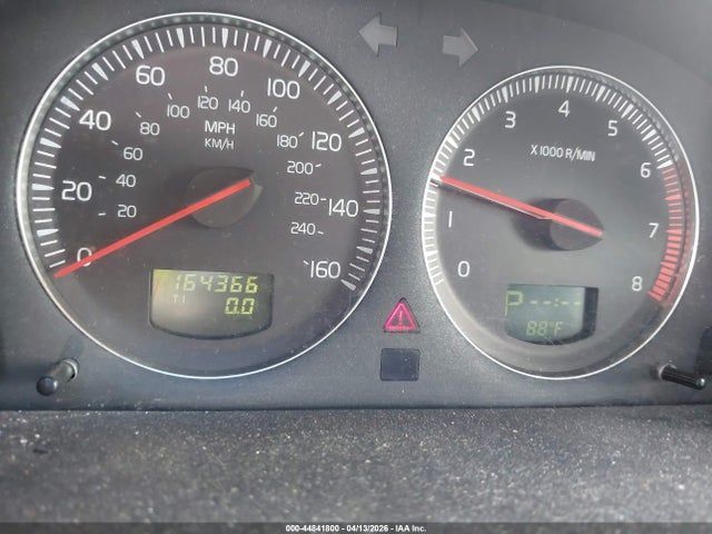Auction sale of the 2004 Volvo Xc90 2.5t, vin: YV1CN59H941058901, lot number: 44841800