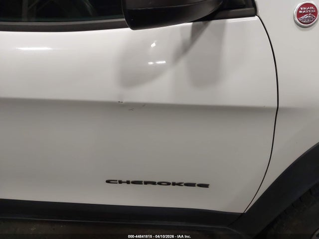 2017 JEEP CHEROKEE 1C4PJMBS1HD239899 Photo 5