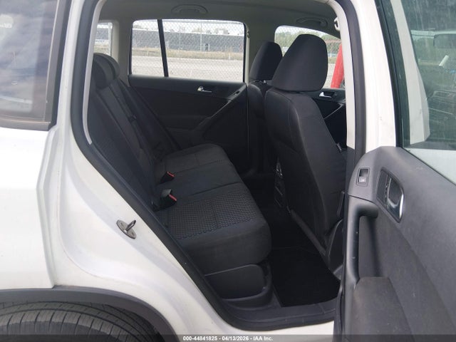 2011 VOLKSWAGEN TIGUAN WVGBV7AX1BW534313 Photo 7