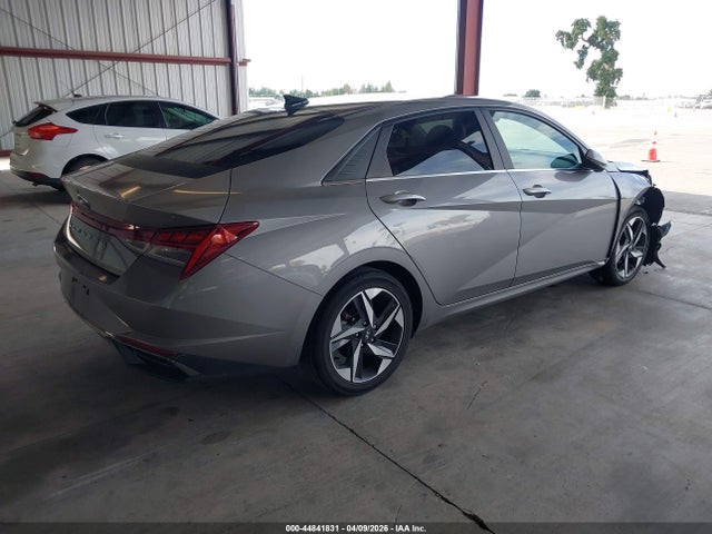 KMHLN4AG4MU116720 Hyundai ELANTRA SEL