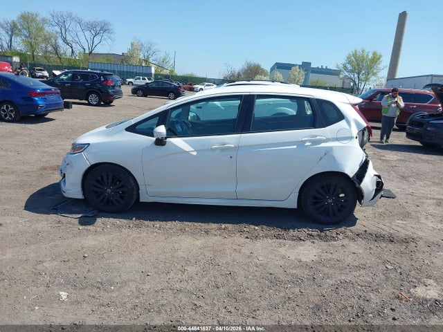 3HGGK5H66JM716819 Honda Fit Sport