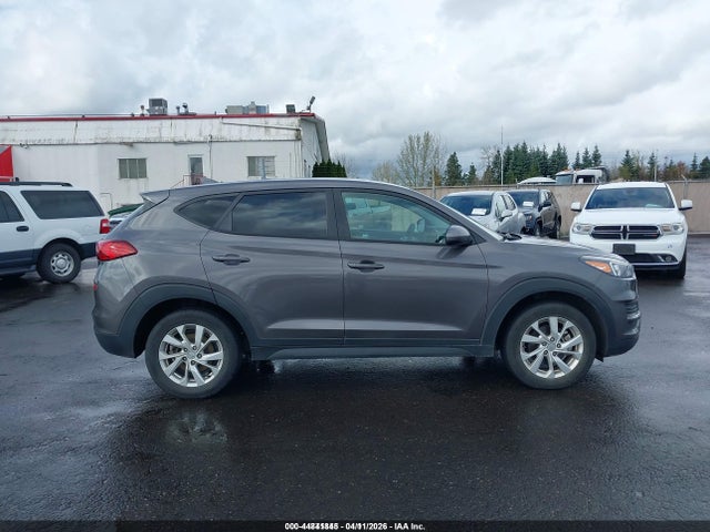 KM8J23A42MU336616 Hyundai TUCSON SE