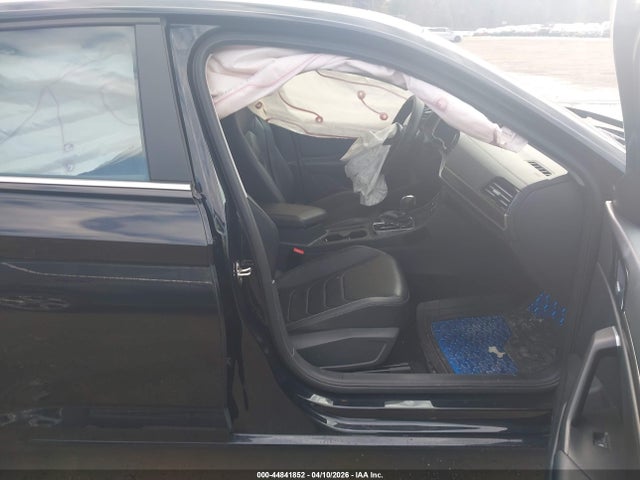 Aukcja sprzedaży 2019 Volkswagen Jetta 1.4t Sel Premium, vin: 3VWG57BU0KM211303, numer aukcji: 44841852