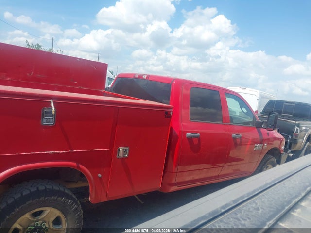 44841875 :رقم المزاد ، 3C63R3GL3HG785469 vin ، 2017 Ram 3500 Tradesman  4x4 8' Box مزاد بيع