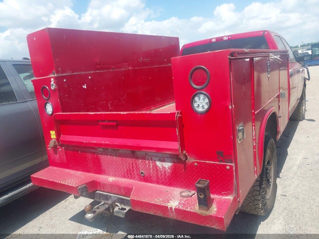 44841875 :رقم المزاد ، 3C63R3GL3HG785469 vin ، 2017 Ram 3500 Tradesman  4x4 8' Box مزاد بيع