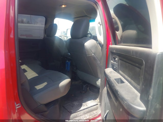 44841875 :رقم المزاد ، 3C63R3GL3HG785469 vin ، 2017 Ram 3500 Tradesman  4x4 8' Box مزاد بيع