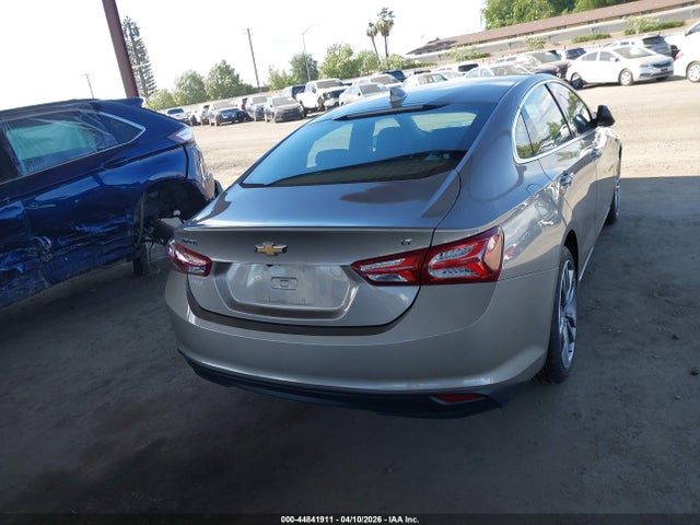 1G1ZD5ST6NF138526 Chevrolet Malibu Fwd Lt