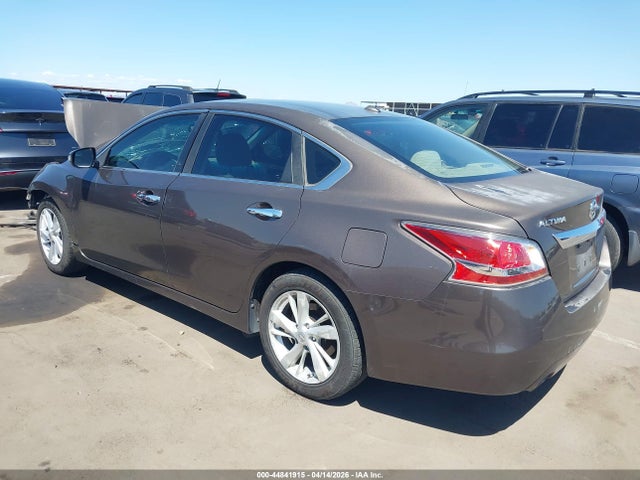 2015 Nissan Altima 2.5 Sv მანქანა იყიდება აუქციონზე, vin: 1N4AL3AP0FC176536, აუქციონის ნომერი: 44841915