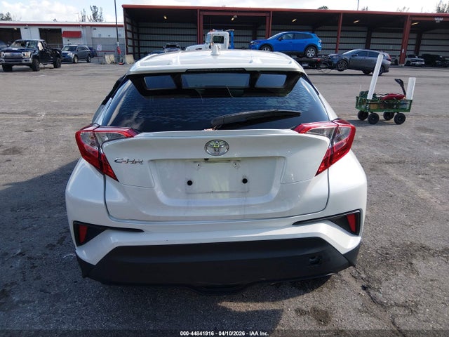 2021 Toyota C-hr Le მანქანა იყიდება აუქციონზე, vin: NMTKHMBX5MR124821, აუქციონის ნომერი: 44841916