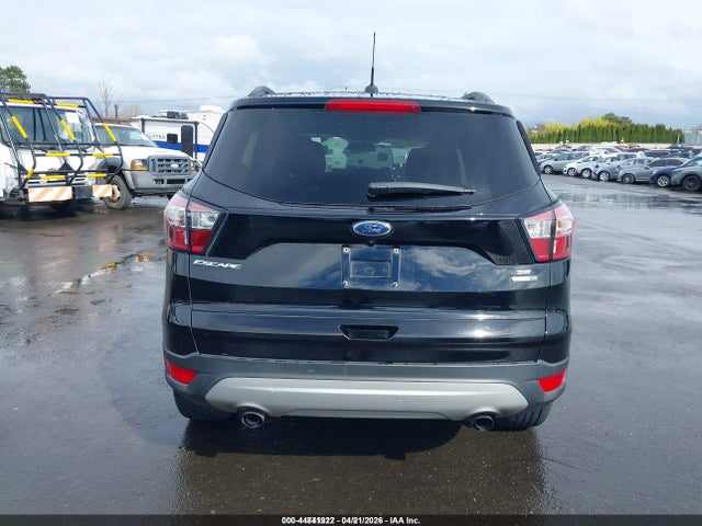 1FMCU9GD4JUD08518 Ford ESCAPE SE